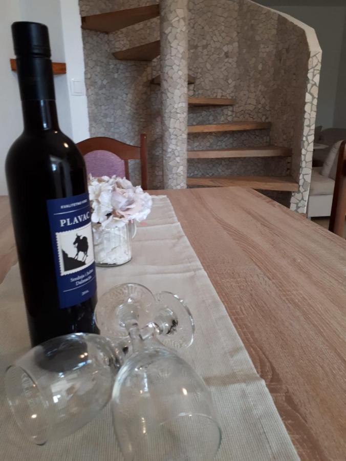 Amanda C Apartment Starigrad Paklenica Exterior photo