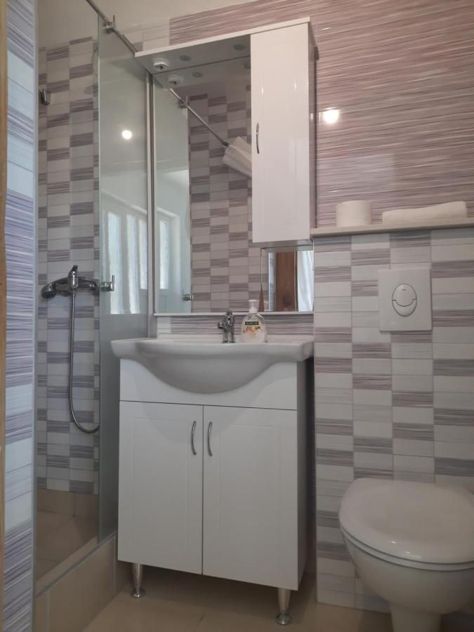 Amanda C Apartment Starigrad Paklenica Exterior photo